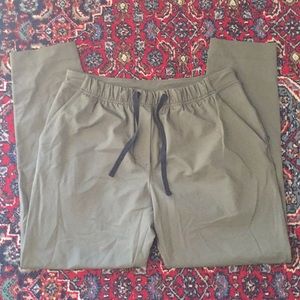NWOT Lululemon Joggers